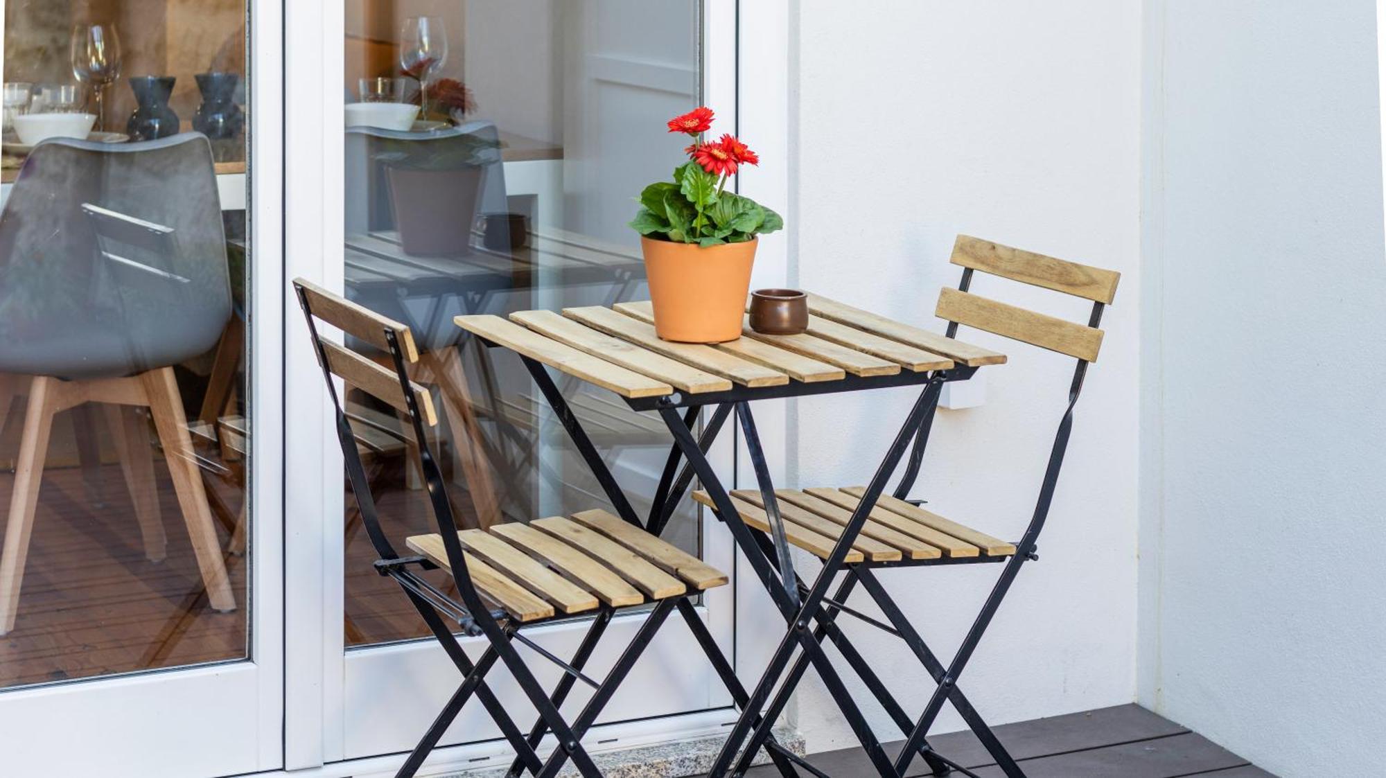 City Center Duplex W Patio By Lovelystay Porto Eksteriør billede