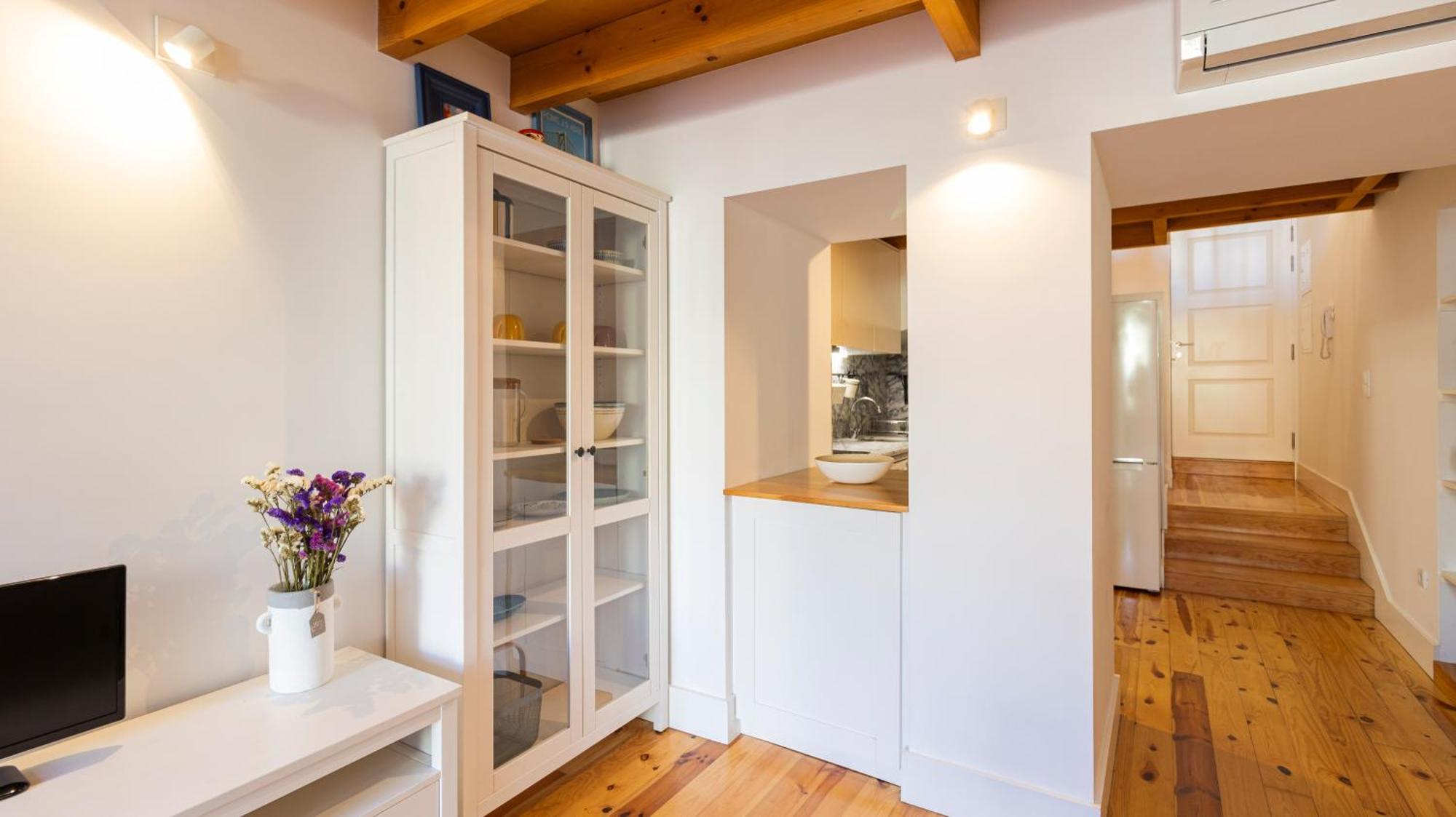 City Center Duplex W Patio By Lovelystay Porto Eksteriør billede